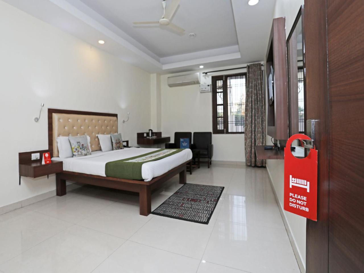 Oyo 680 Hotel Ranjana Heritage Lucknow Eksteriør bilde